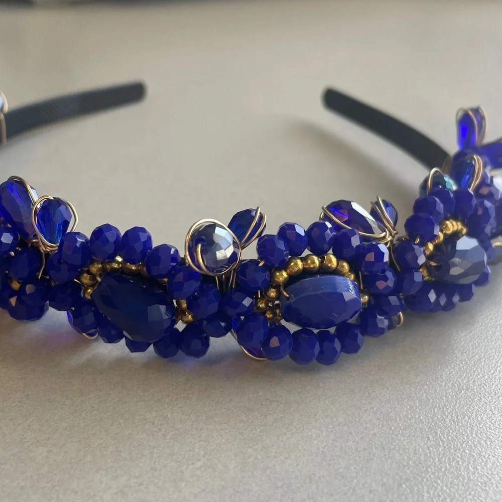N/A elegant blue